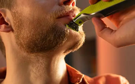 Bart am Hals rasieren - So gelingt's