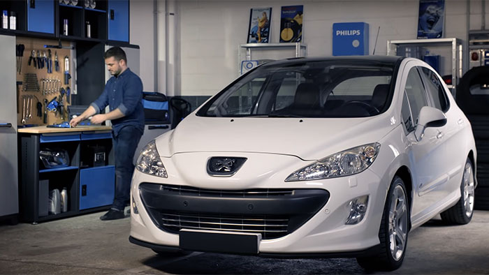 So tauschen Sie Scheinwerferlampen an Ihrem Peugeot&nbsp;308 aus